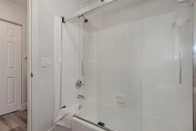 Beach Walk Deerfield